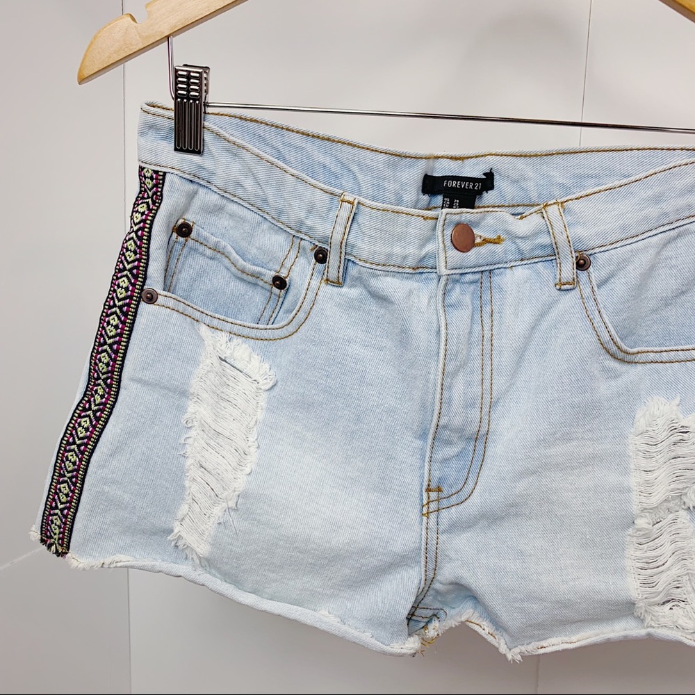 Forever21 | Aztec Distressed Denim Shorts Size 29